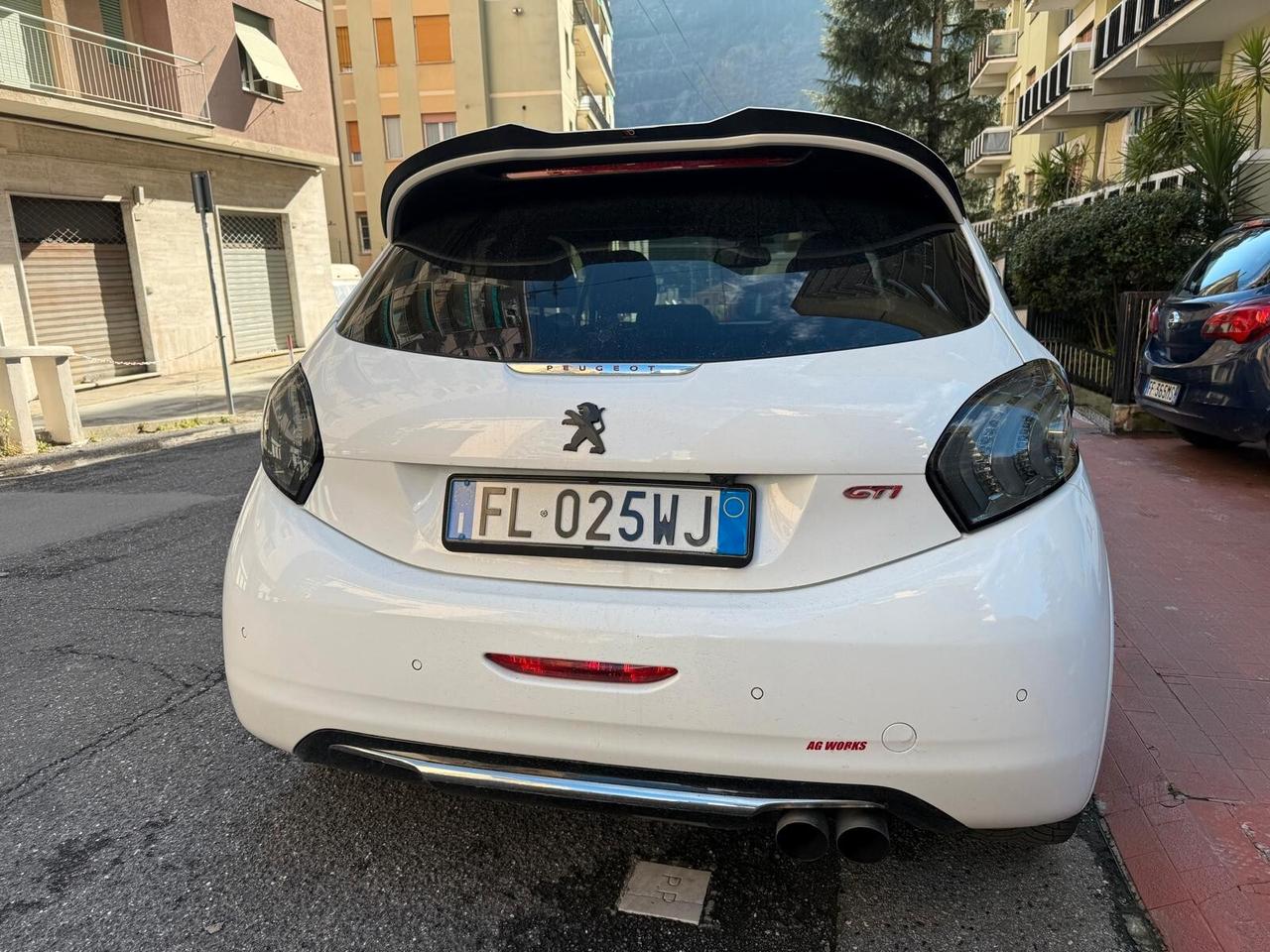 Peugeot 208 THP S&S 3 porte GTi by PS