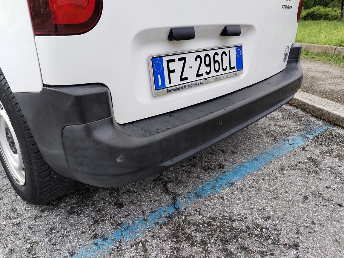 Peugeot Partner HDi 75 van 3 p prezzo iva 75000km
