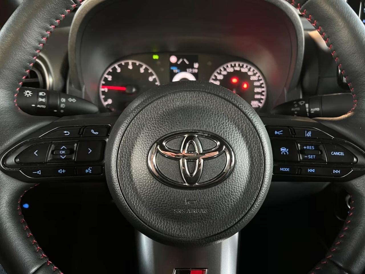 Toyota Yaris 1.6 Turbo GR LED-TELEC. POST