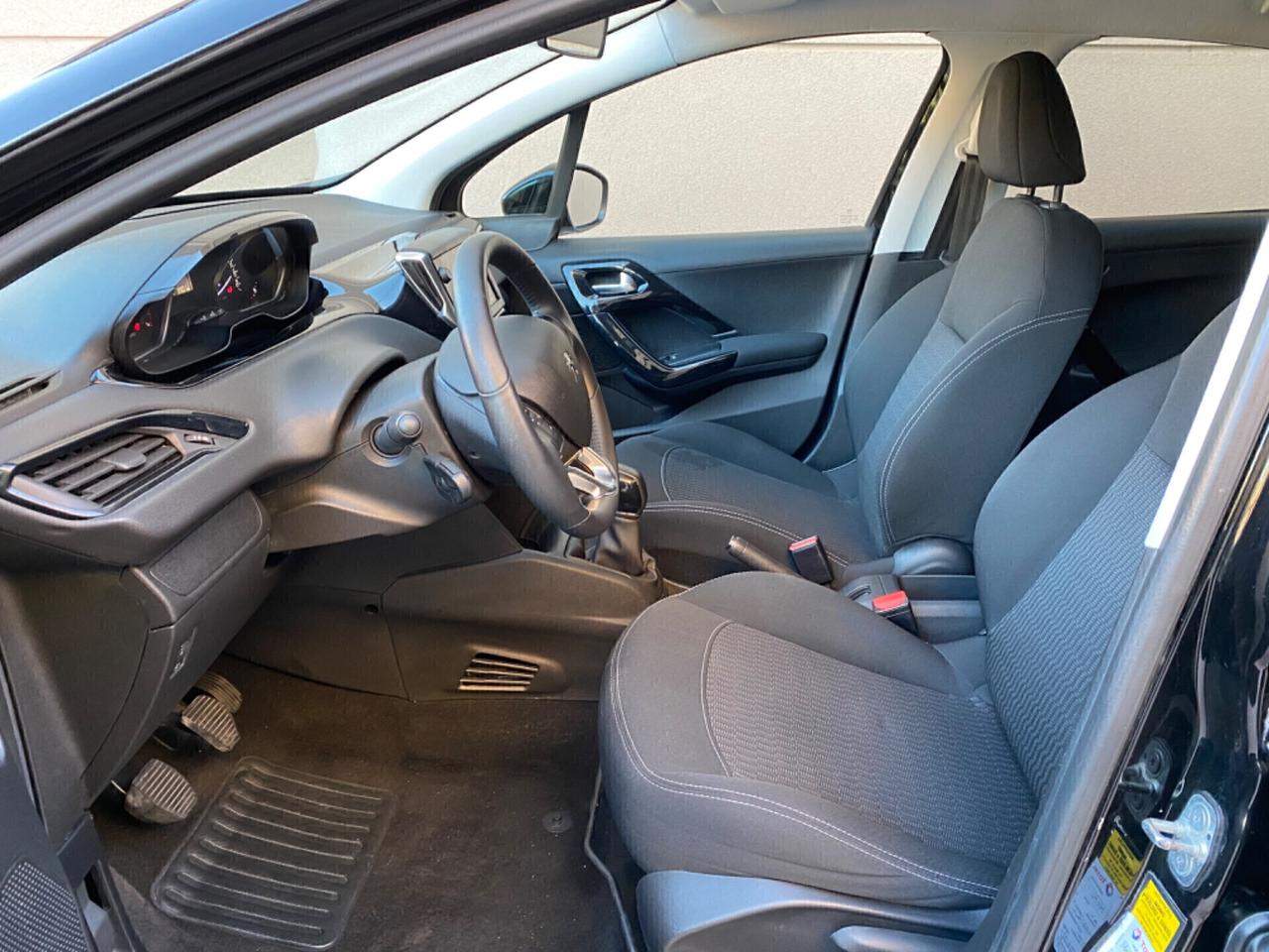 Peugeot 208 Allure 1.2 Benzina