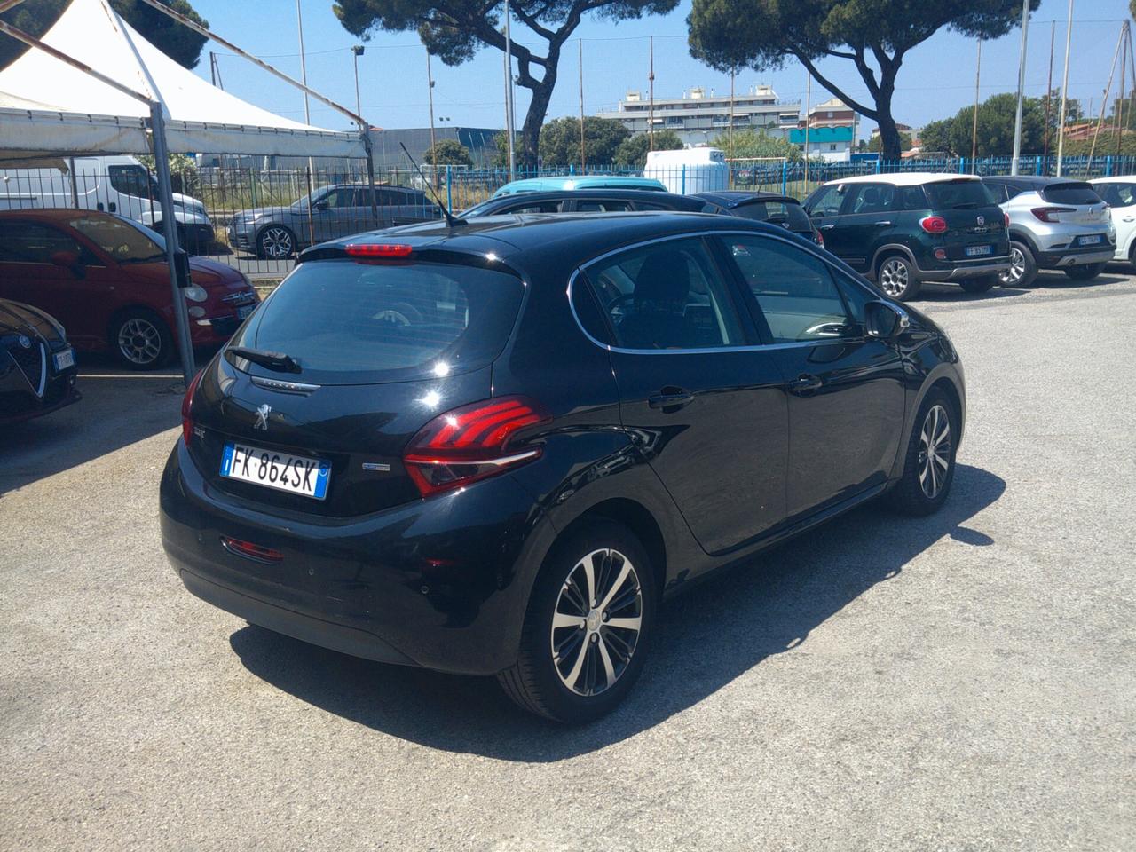 PEUGEOT 208 1.2 82cv 5 Porte GPL Allure