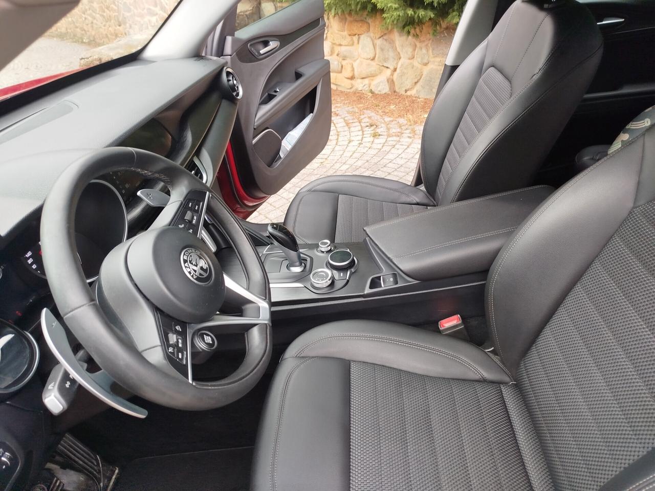 Alfa Romeo Stelvio 2.2 Turbodiesel 210 CV AT8 Q4 Super