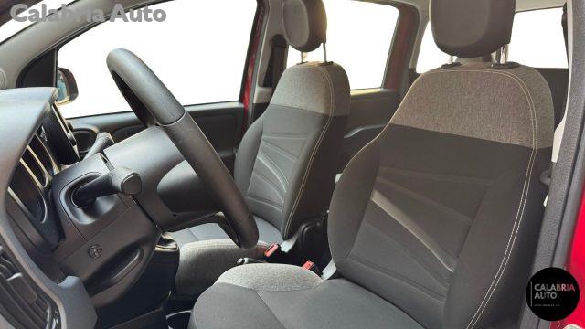 FIAT Panda 1.0 FireFly S&S Hybrid Red