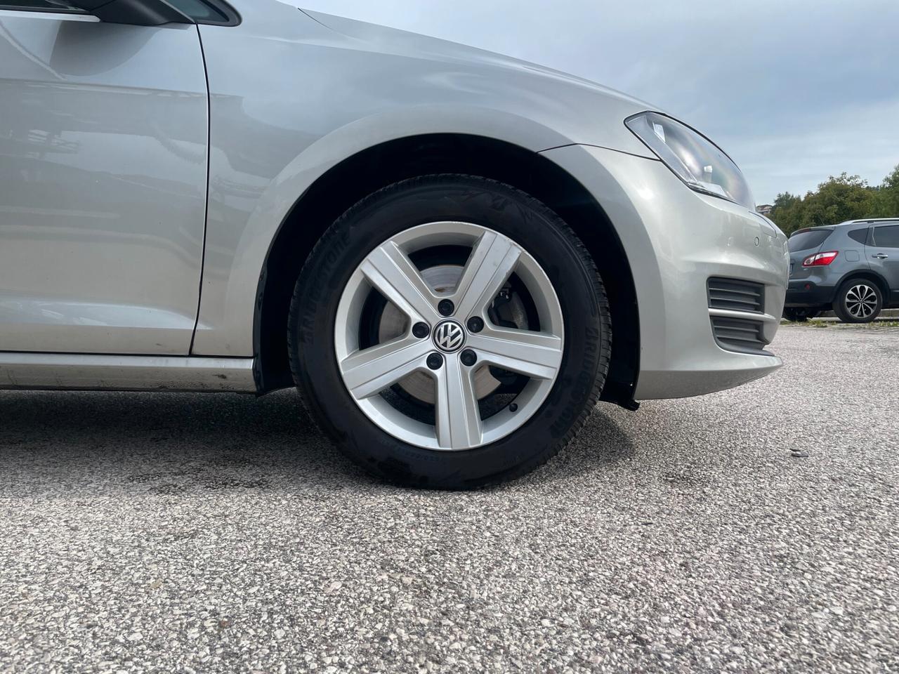 Volkswagen Golf 7 1.6 TDI 5p. Highline "SOLI 84.000 KM"