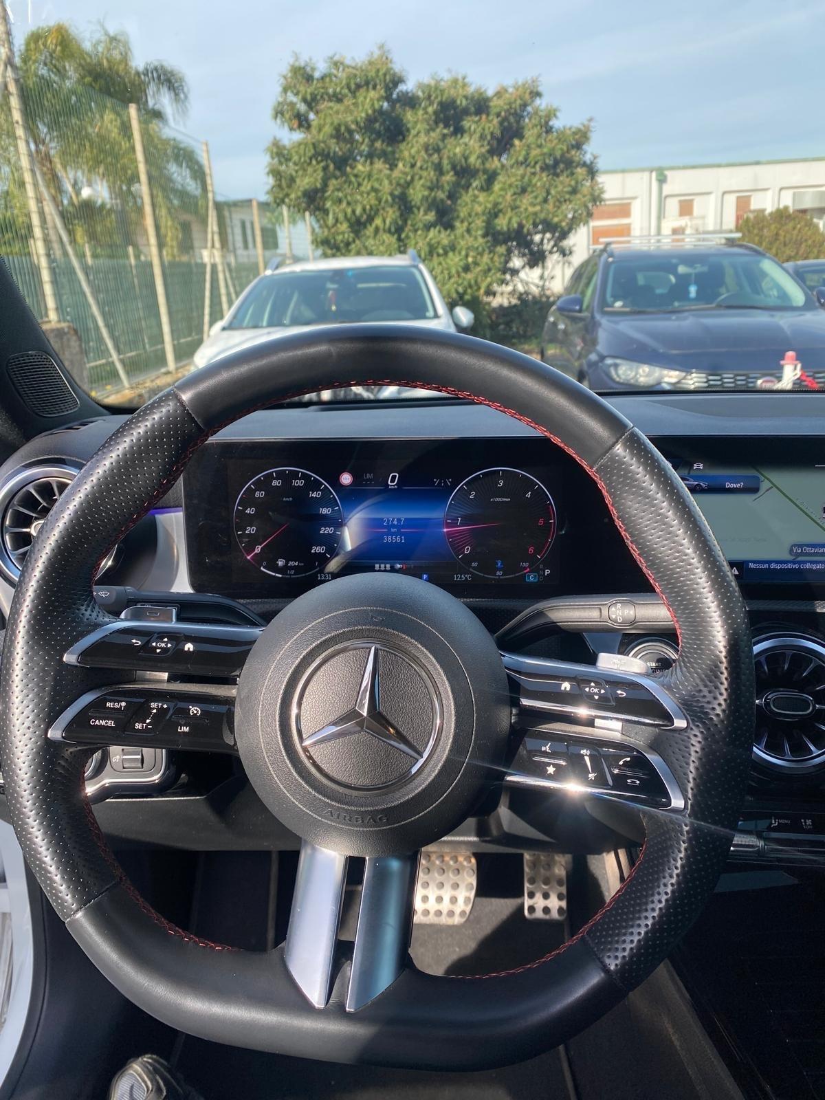 Mercedes-benz A 180 d Automatic AMG Line Premium Plus