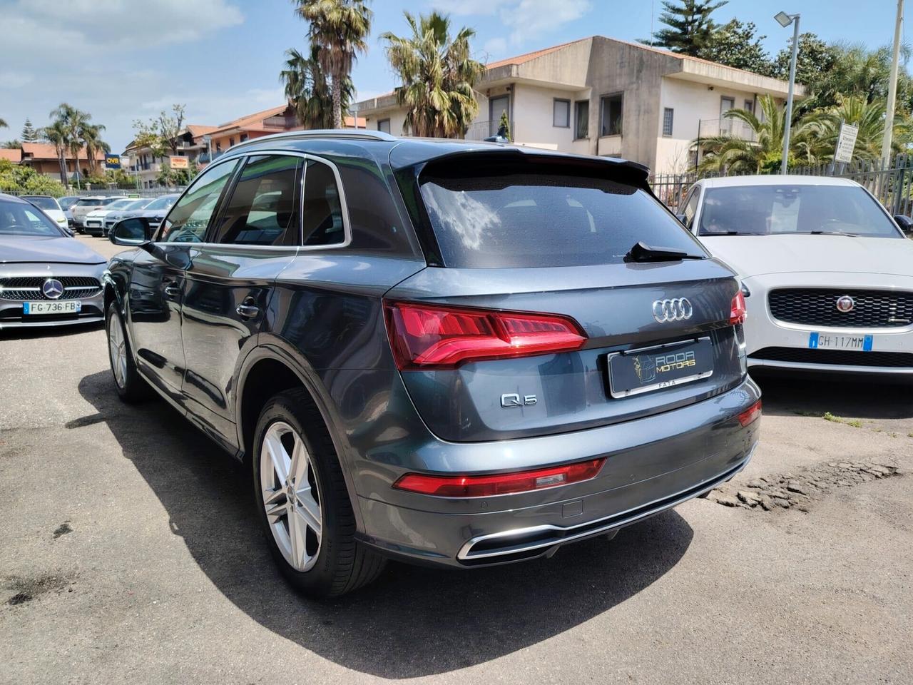 Audi Q5 40 TDI quattro S tronic line plus