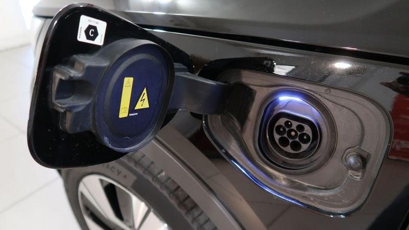 Volvo XC40 Recharge T4 Plug-in Hybrid auto Recharge Core