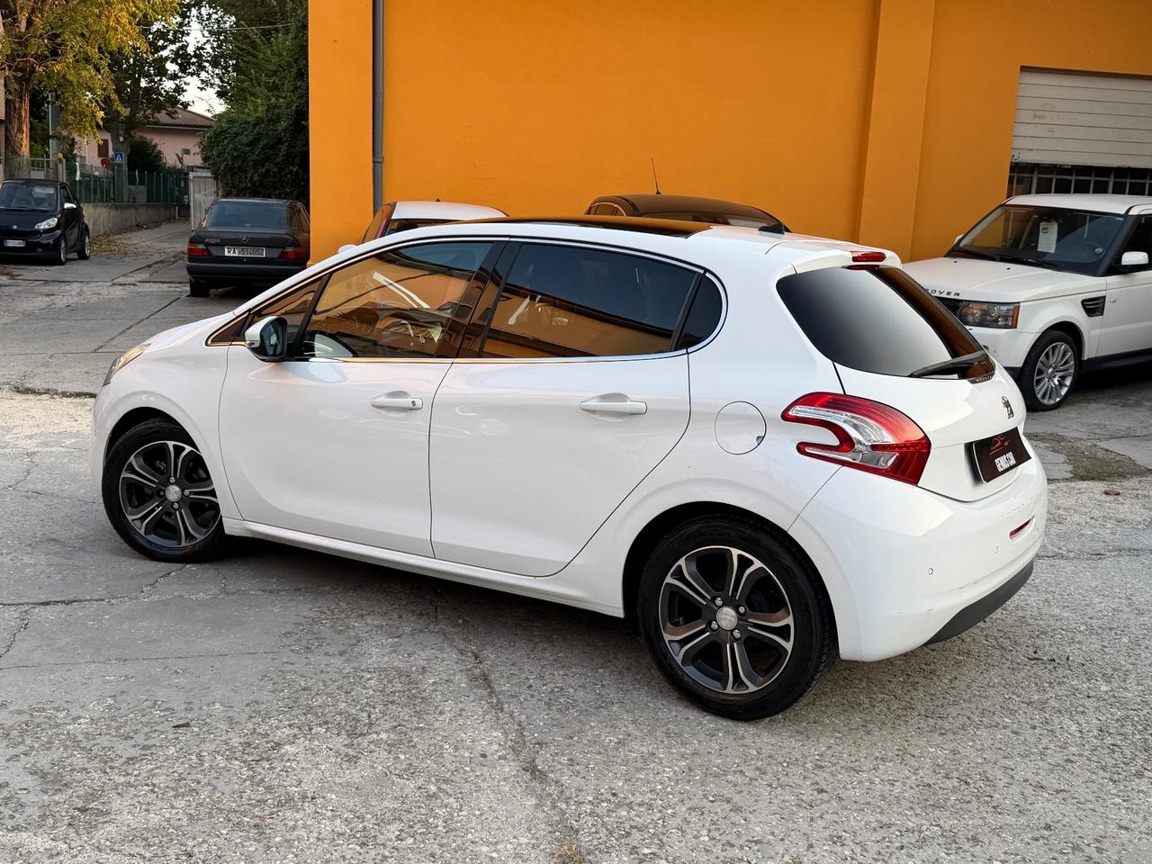 Peugeot 208 PureTech 82 5 porte Allure