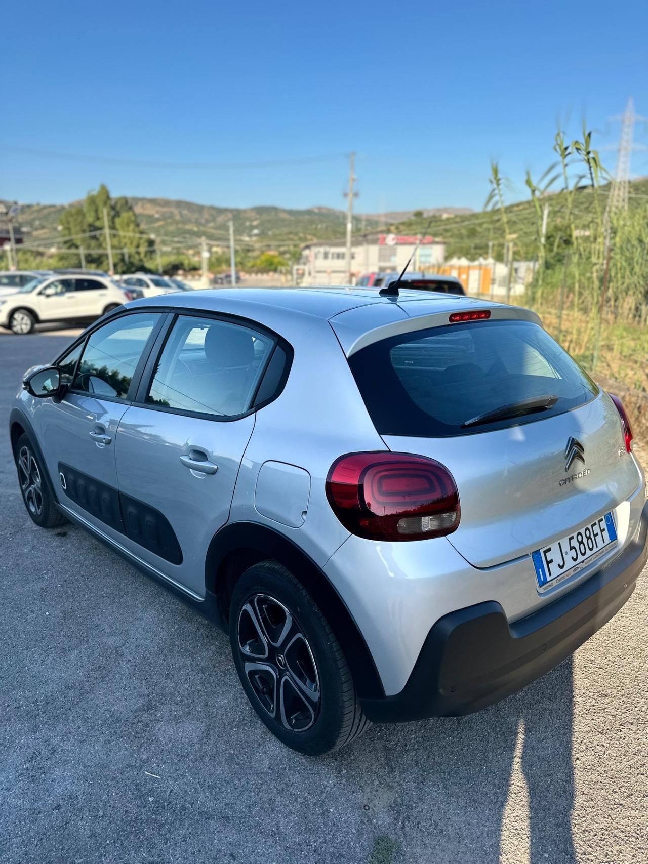 Citroen C3 PureTech 82 GPL Shine