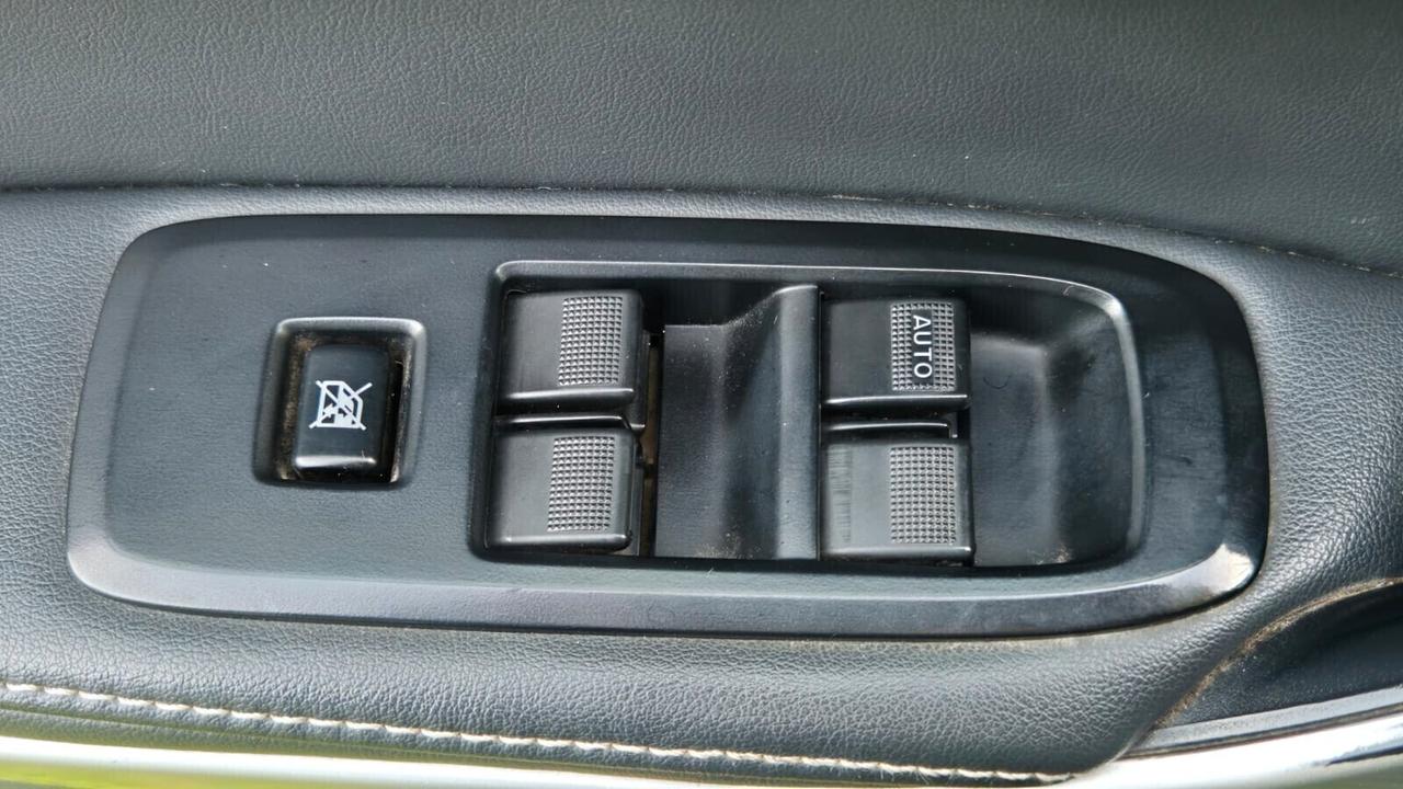 Ford Ranger 2.2 TDCi DC Limited 5pt. 2015 FINO A 4 ANNI DI GRANZIA