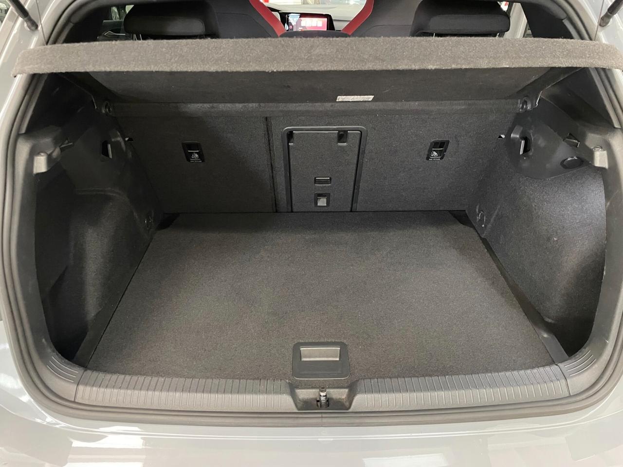 Volkswagen Golf 2.0 TSI 245CV GTI DSG