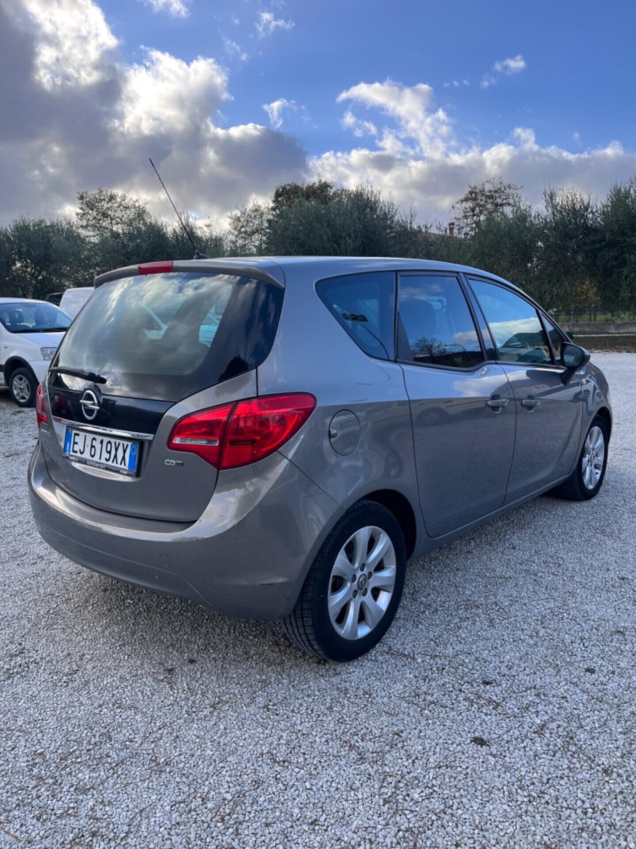 Opel Meriva 1.7 CDTI 110 cv 2011 SI NEOPATENTATI