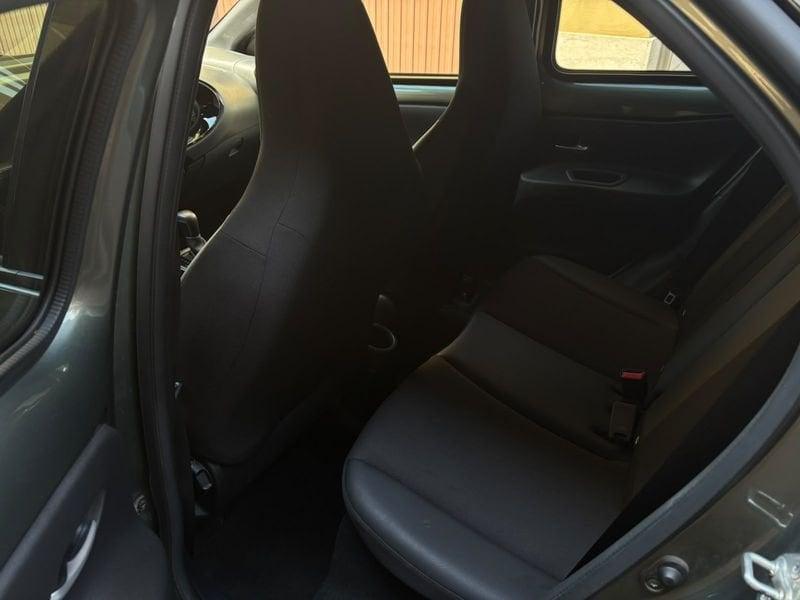 Toyota Aygo X 1.0B (72 CV) Lounge S-CVT