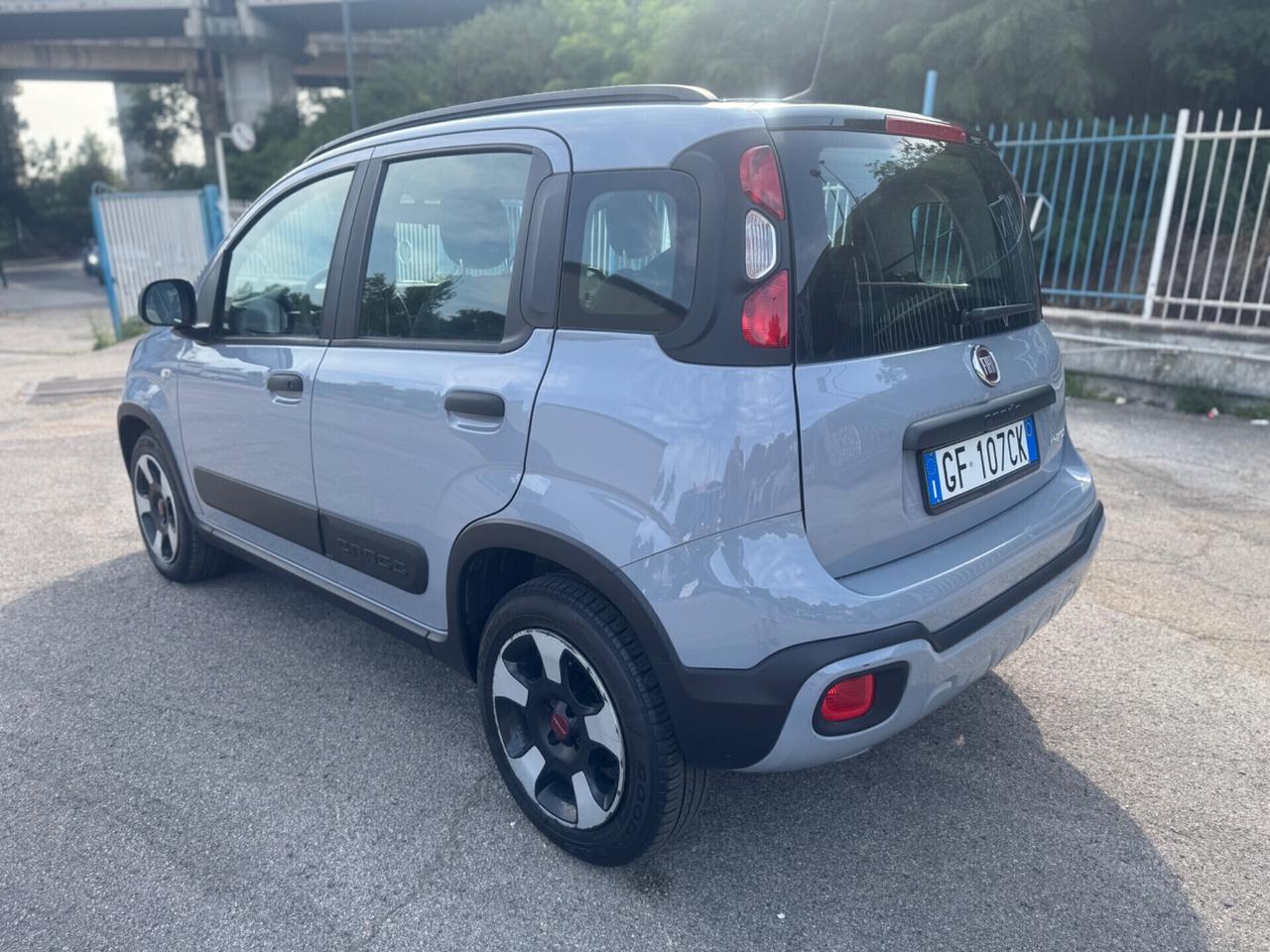 Fiat Panda 1.0 FireFly S&S Hybrid City Cross