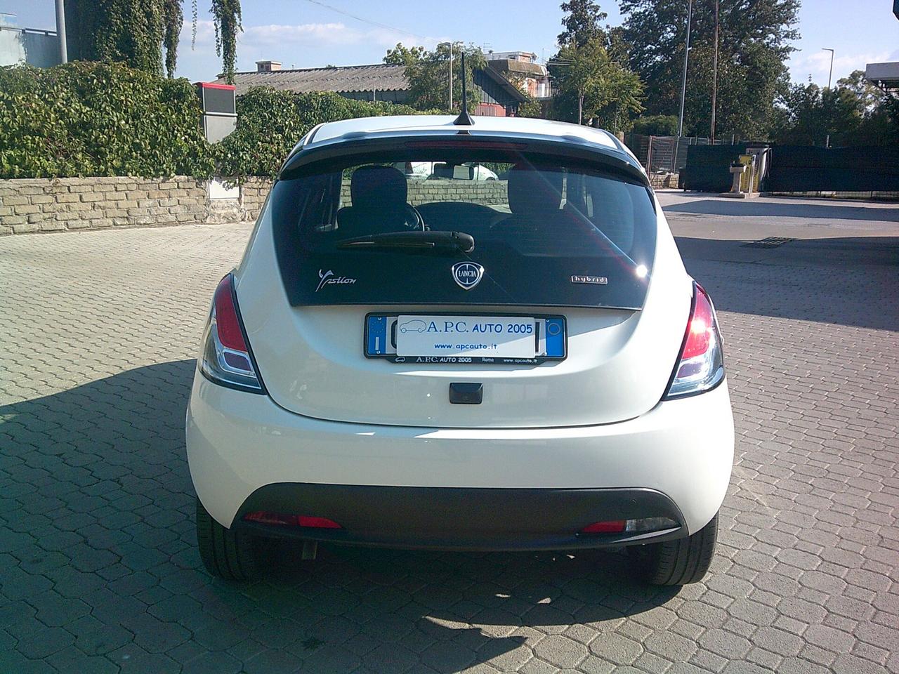 Lancia Ypsilon 1.0 FireFly 5 porte S&S Hybrid Gold*Prezzo Reale*
