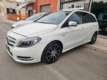 MERCEDES B180 CDI 109CV PREMIUM MOTORE RUMOROSO