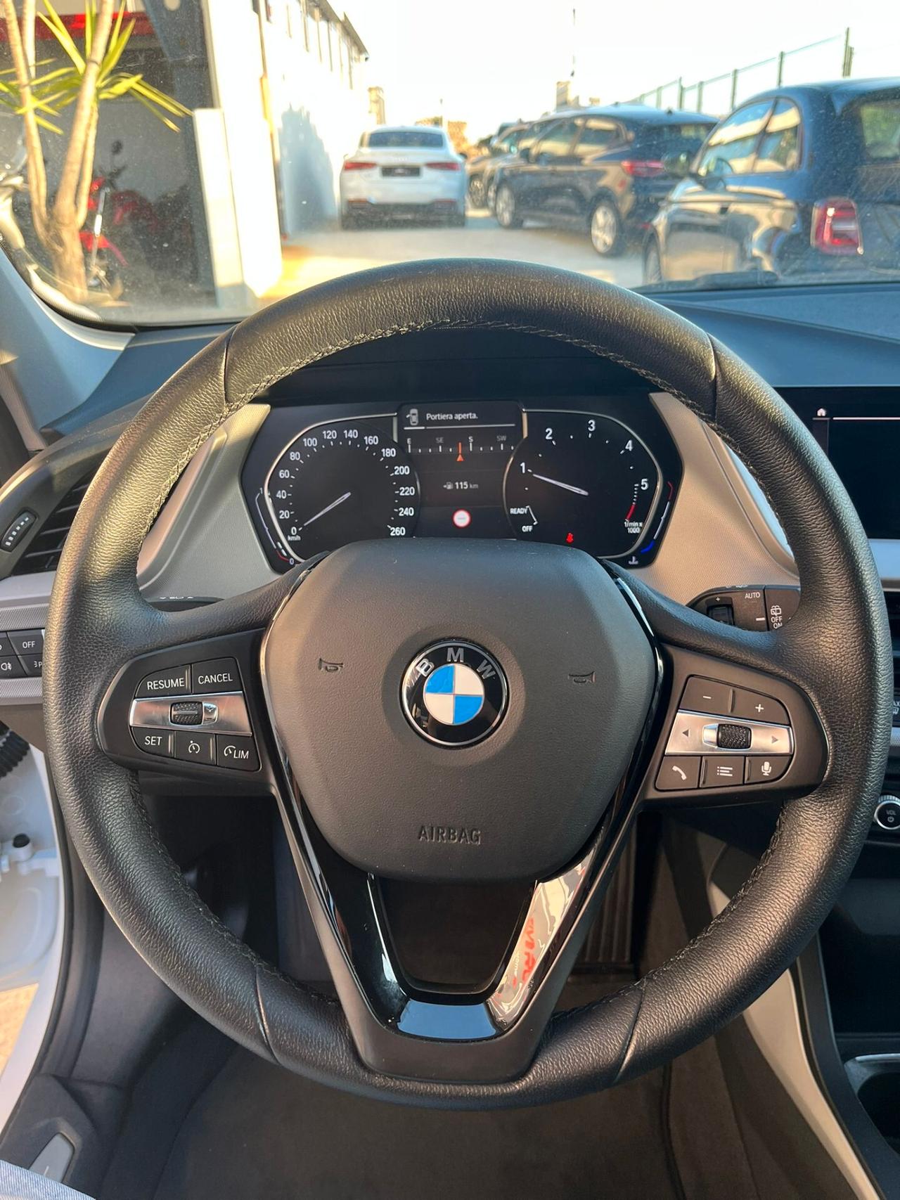 Bmw 116 116d 5p. Business Advantage