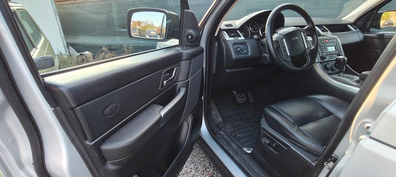 Land Rover Range Rover Sport Range Rover Sport 2.7 TDV6 HSE