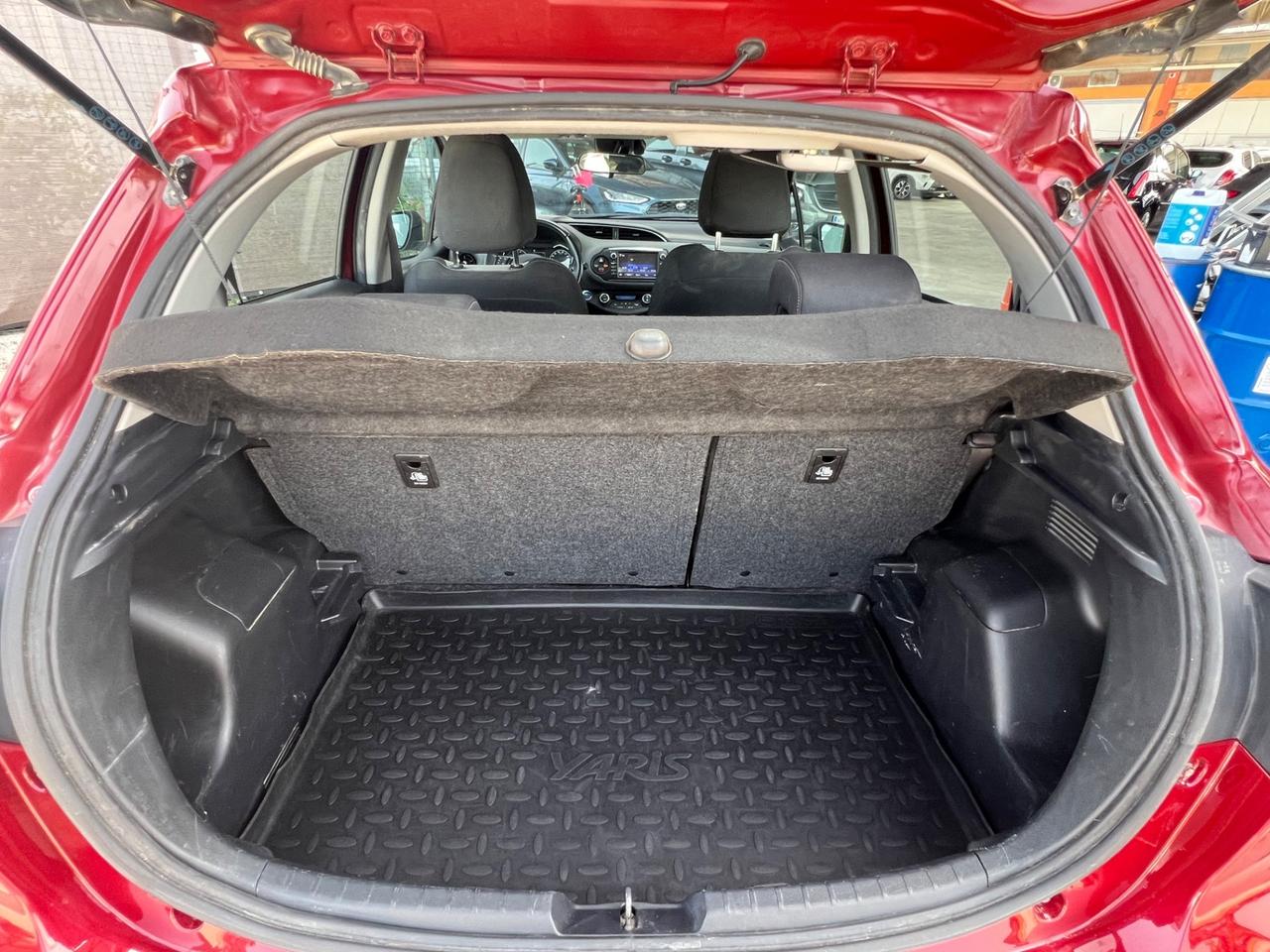 Toyota Yaris 1.5 Hybrid 5 porte Active FINANZIABILE