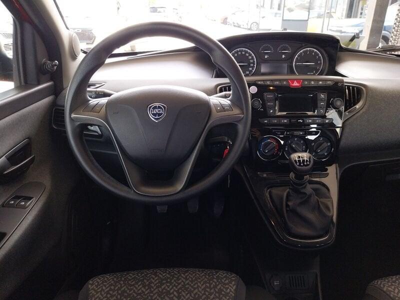 Lancia Ypsilon Ypsilon 1.0 firefly hybrid Silver s&s 70cv