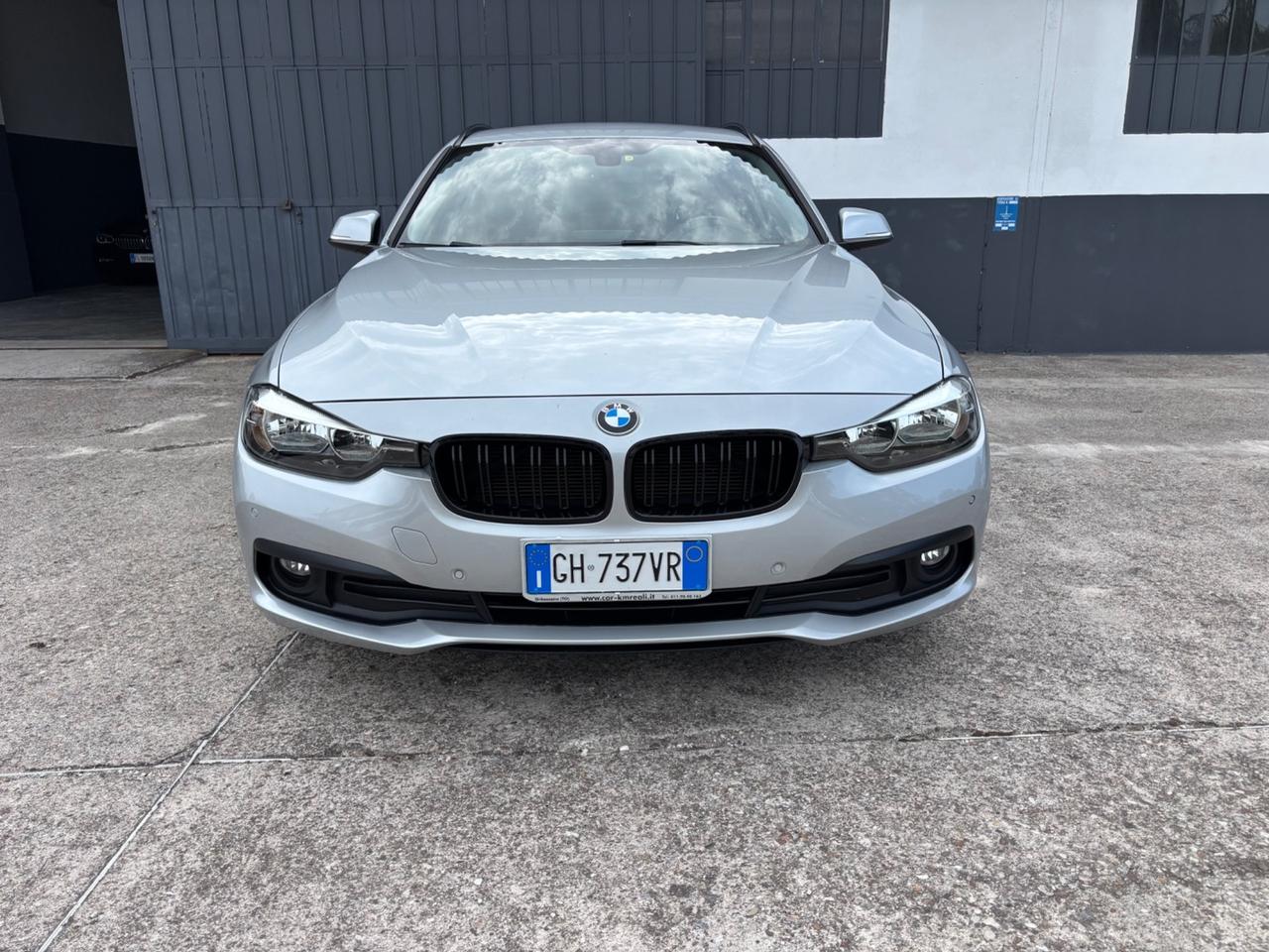 BMW 318d Touring (EURO6-B) garanzia 12 mesi
