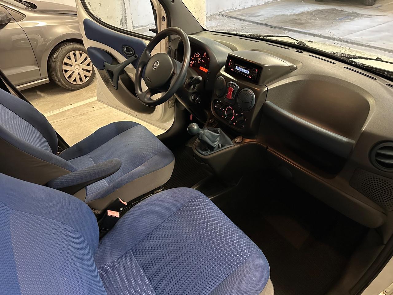 Fiat Doblo 1.9 JTD cat Cargo Lamierato SX