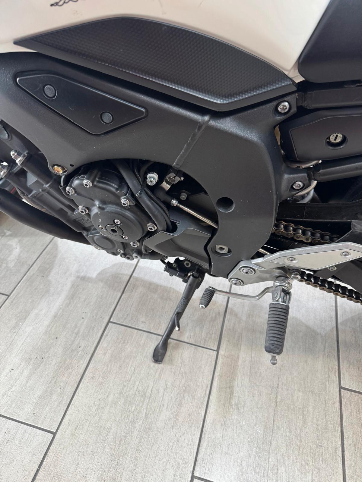 Yamaha FZ1