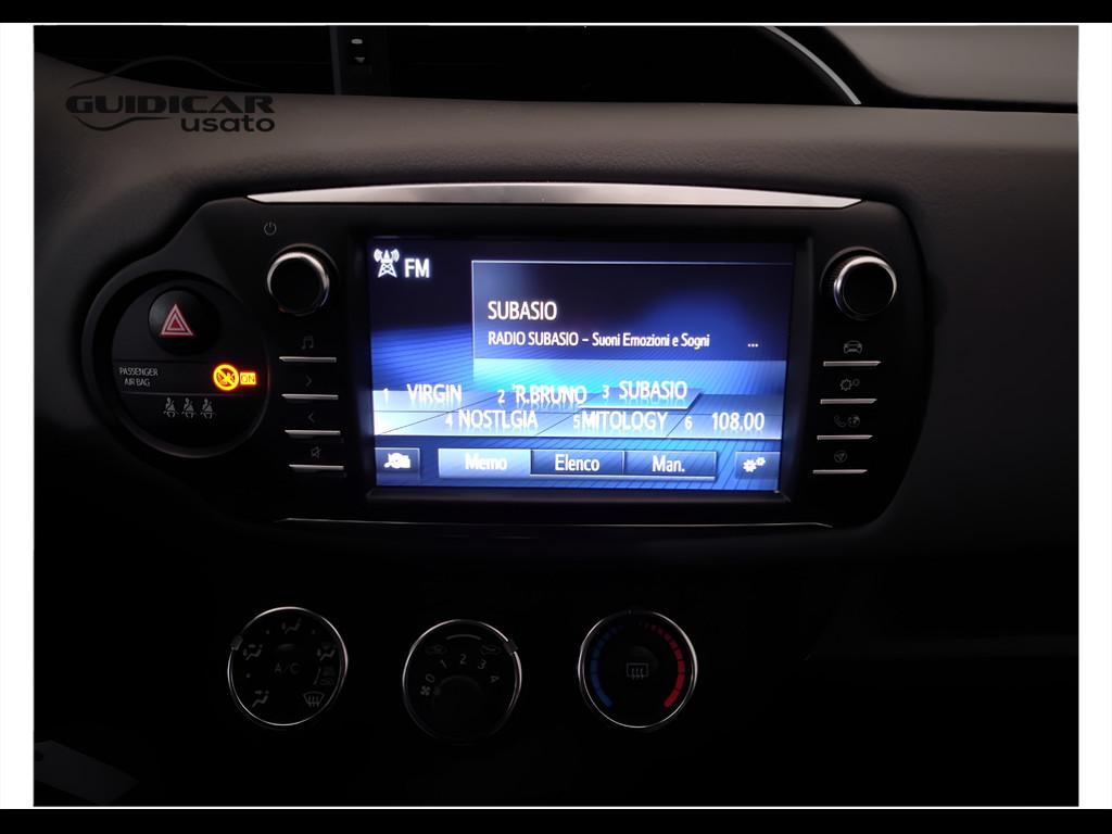 TOYOTA Yaris III 2017 - Yaris 5p 1.0 Active my18