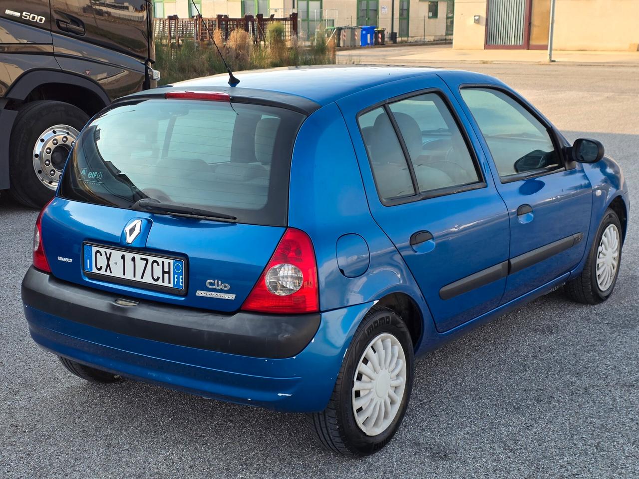 Renault Clio 1.1 benzina 2005
