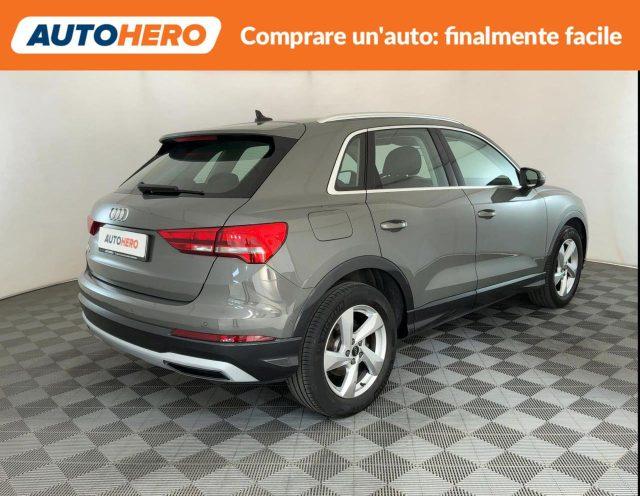AUDI Q3 35 TFSI Business Advanced