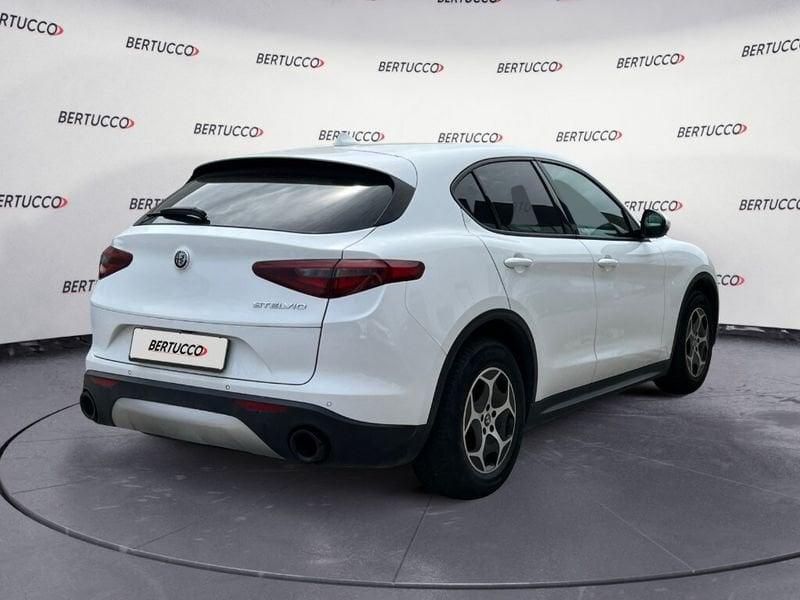 Alfa Romeo Stelvio 2.2 Turbodiesel 160 CV AT8 RWD Super Business