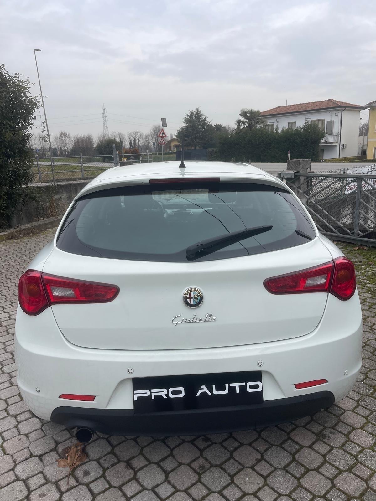 Alfa Romeo Giulietta 1.6 JTDm-2 105 CV Exclusive