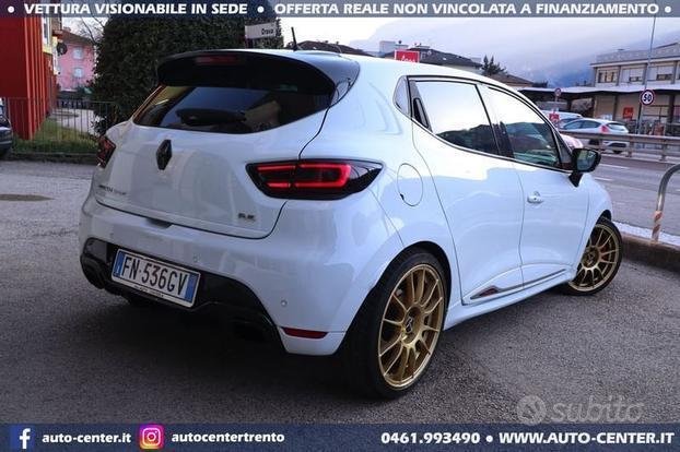 Renault Clio RS Trophy 220CV 5p AKRAPOVIC