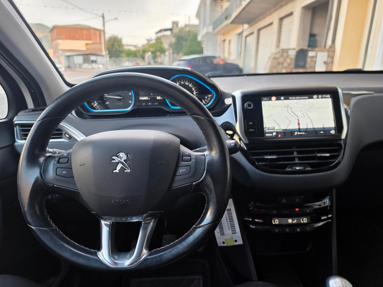 Peugeot 2008 BlueHDi 120 S&S Black Matt
