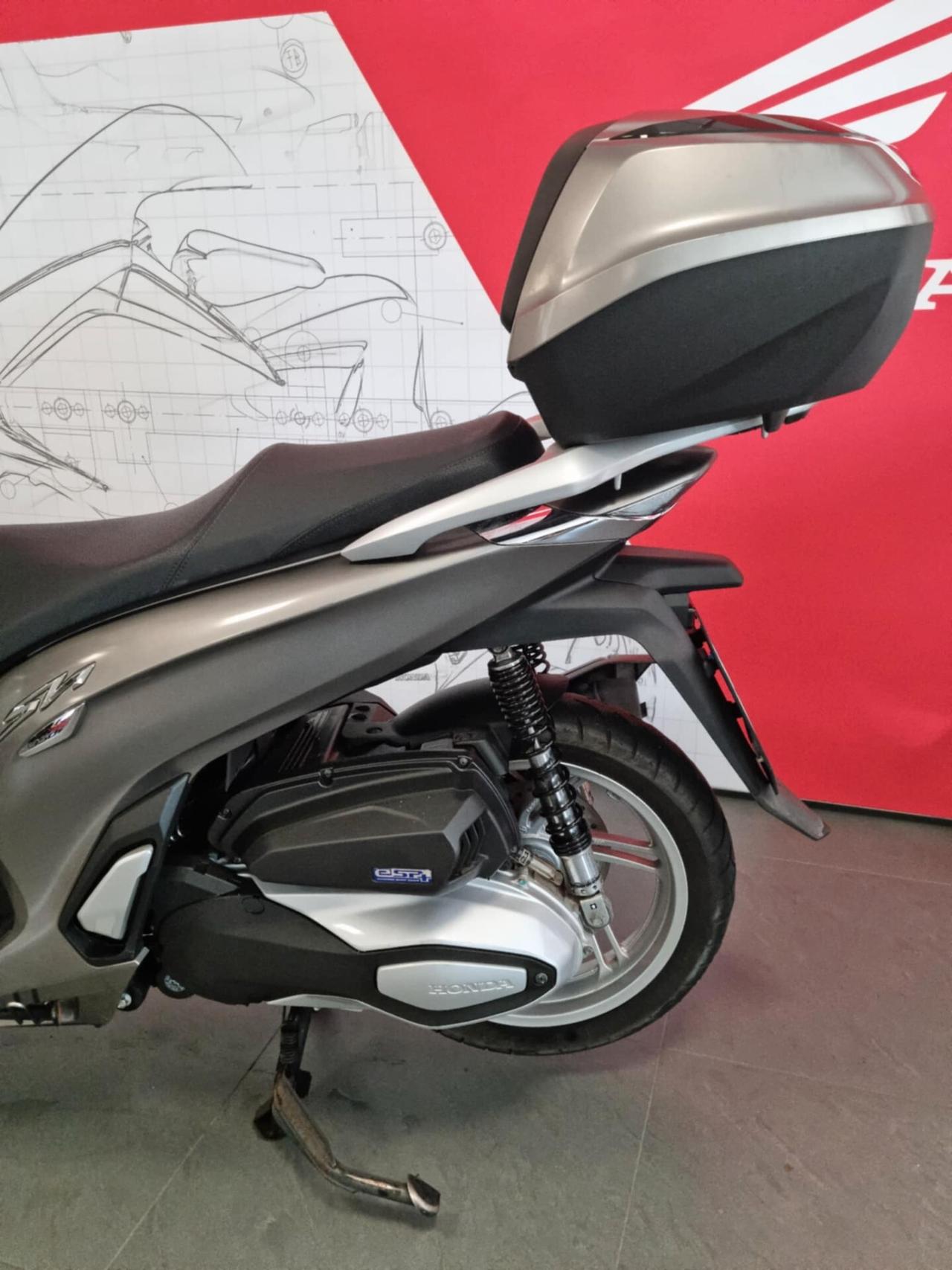 Honda SH 350 - 16.226 km - 2021
