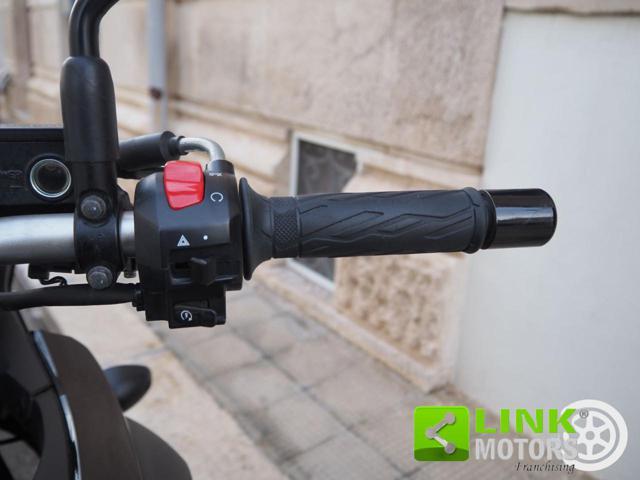 SUZUKI V-Strom 650 * TRIS VALIGIE*