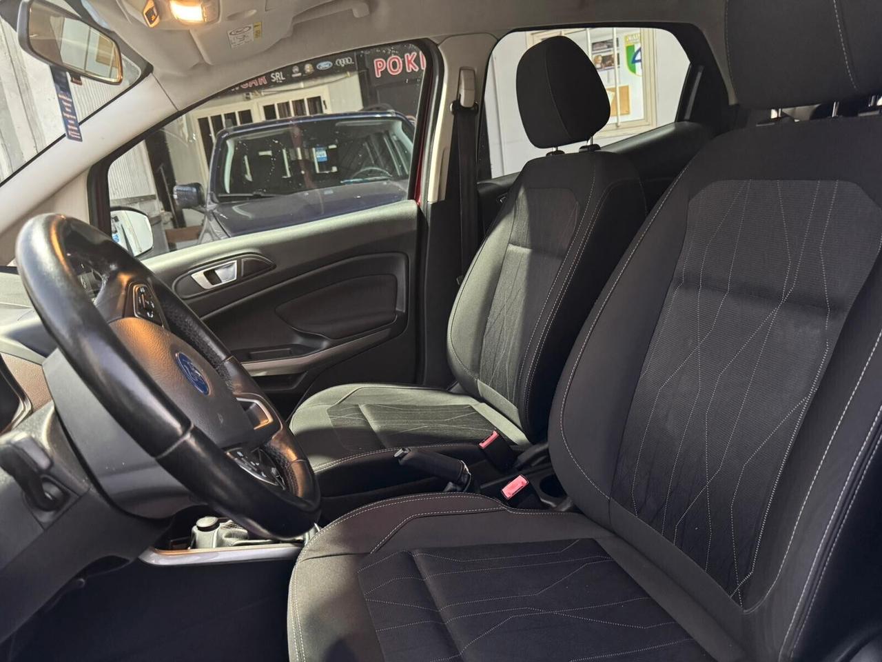 Ford EcoSport 1.5 TDCi 99 CV 2018 GANCIO TRAINO A SCOMPARSA