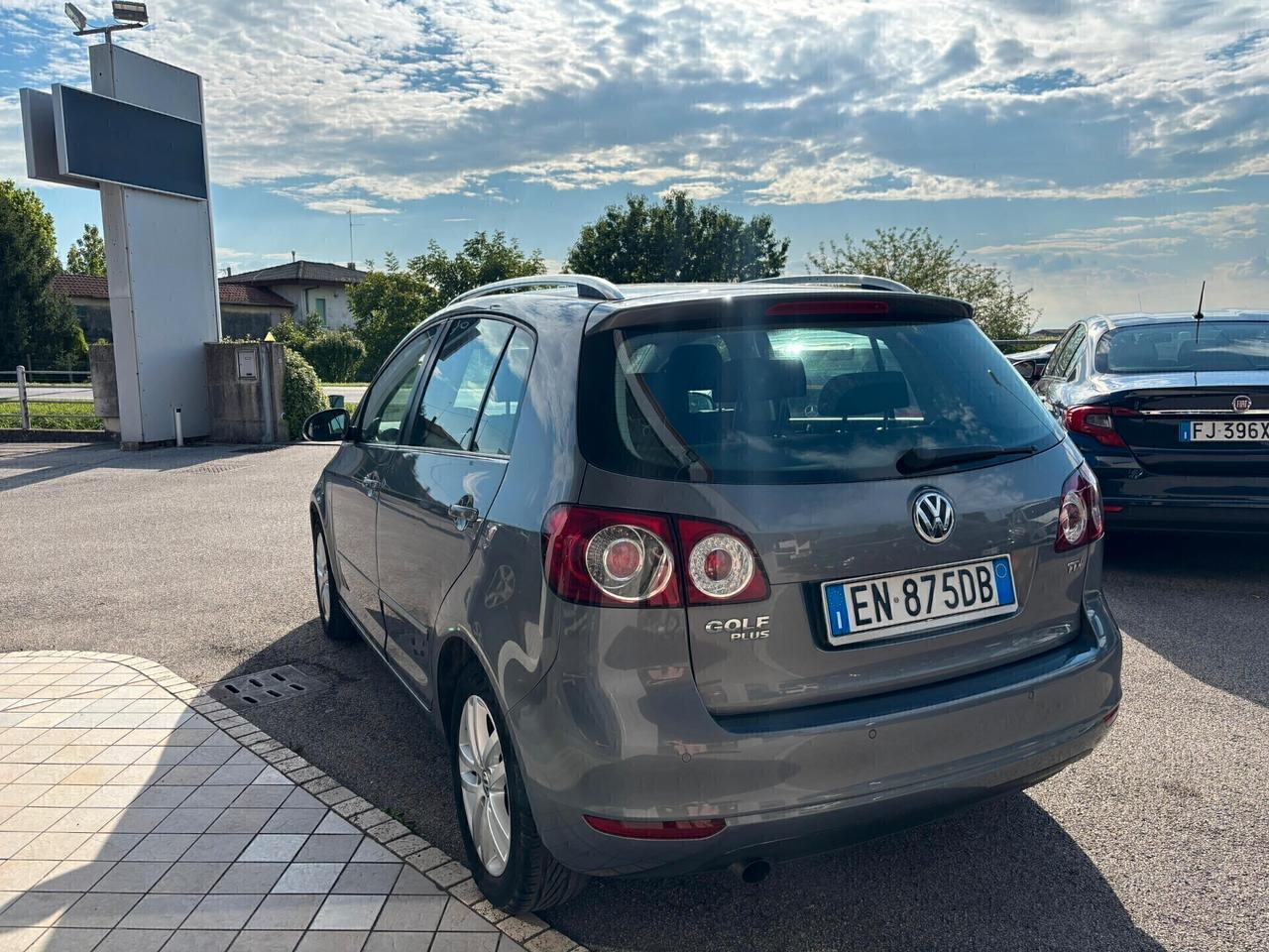 Volkswagen Golf Plus 1.6 Diesel Cambio Automatico Neopatentati