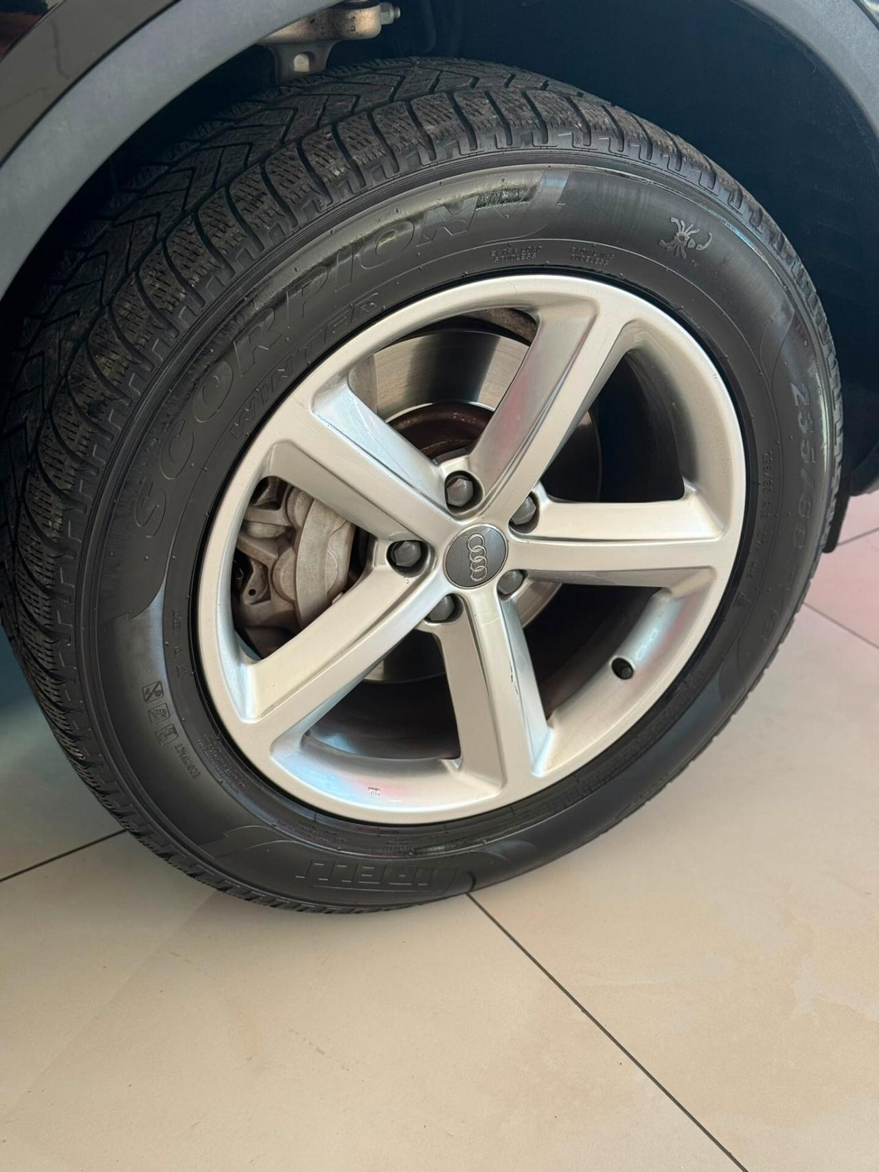 Audi Q5 2.0 TDI 190 CV quattro S tronic Business Sport
