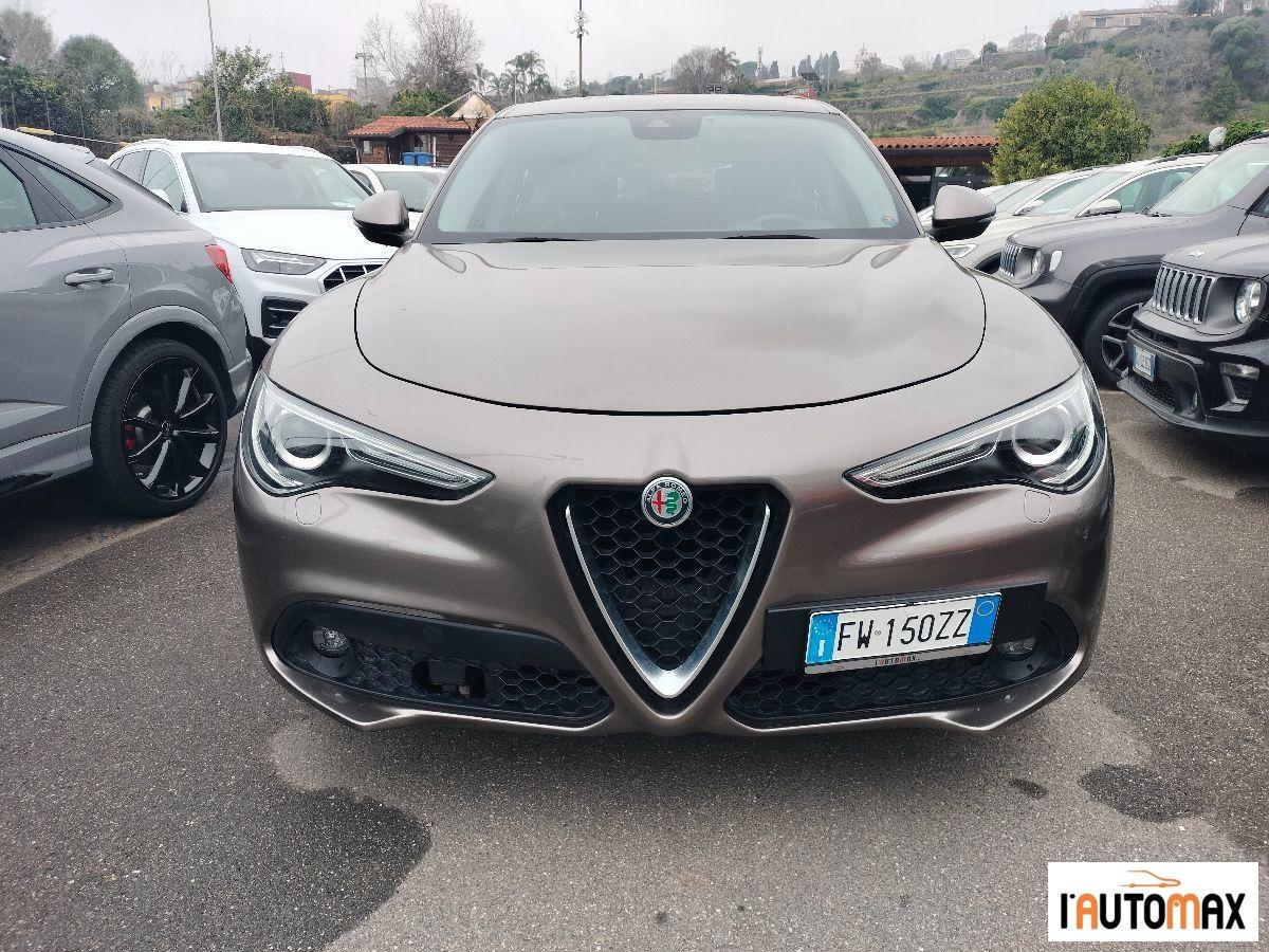 ALFA ROMEO - Stelvio - 2.2 T.diesel 180CV AT8 RWD Bus.