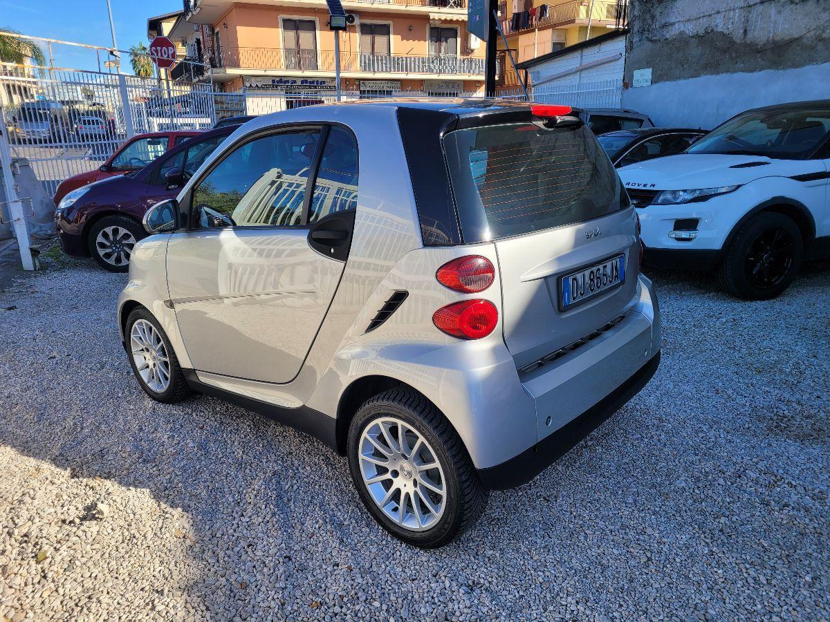 SMART - Fortwo - 1000 52 kW coupé limited one