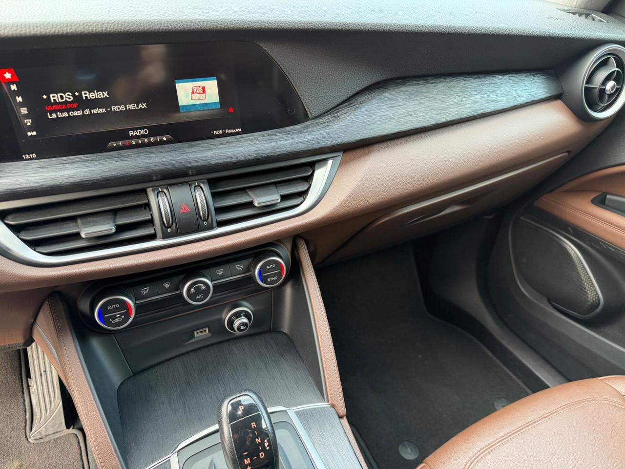 Alfa Romeo Stelvio 2.2 Turbodiesel 190 CV AT8 RWD B-Tech