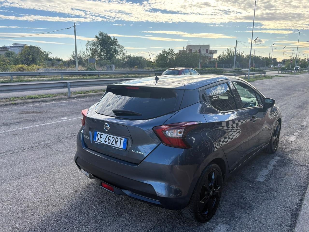 Nissan Micra 1000 benzina 5 porte N-Sport Unipro 2021