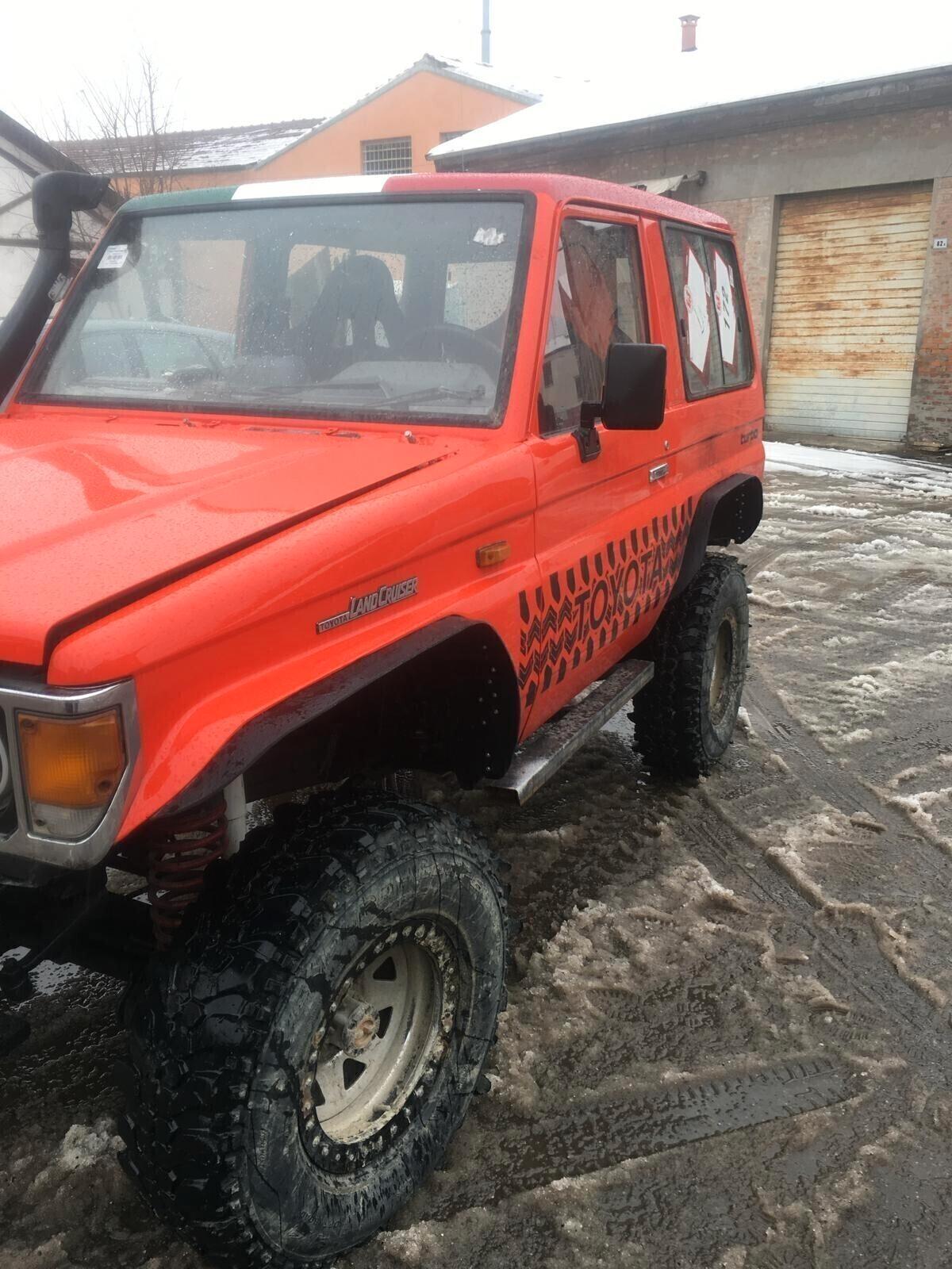 Toyota Land Cruiser II 2.4 turbodiesel SW LJ70