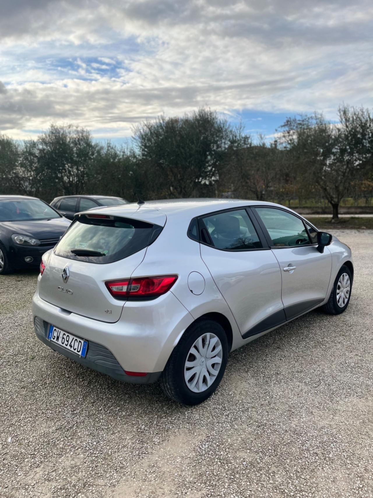 Renault Clio 1.5 Diesel 75CV 5 porte 2015 PERFETTA