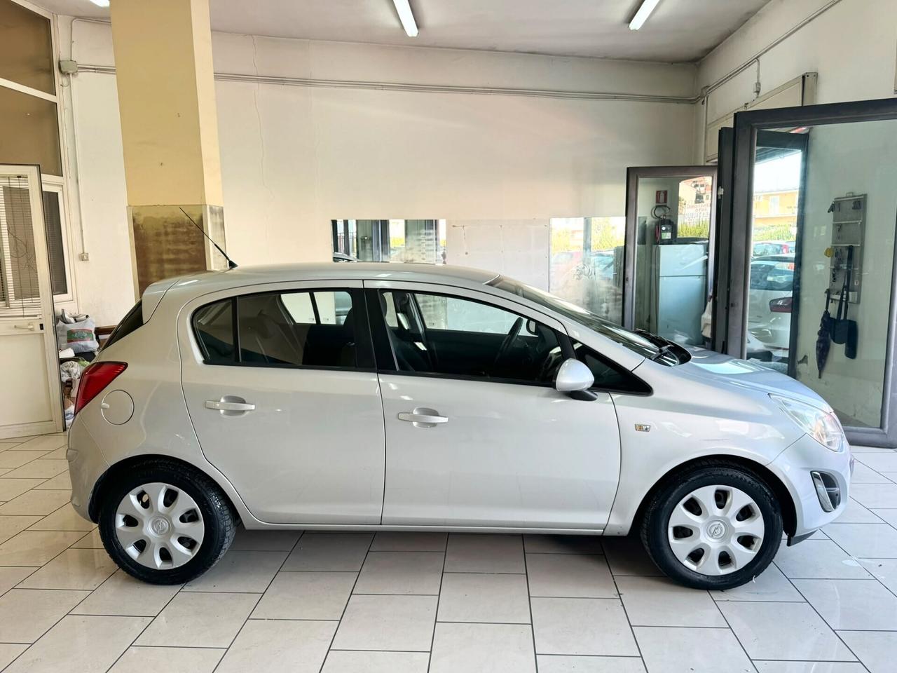 Opel Corsa 1.2 85CV 5 porte GPL-TECH