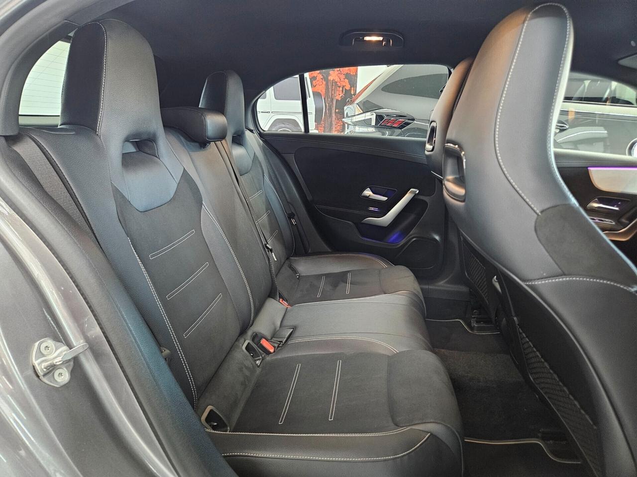 Mercedes-Benz A 180 d Premium auto