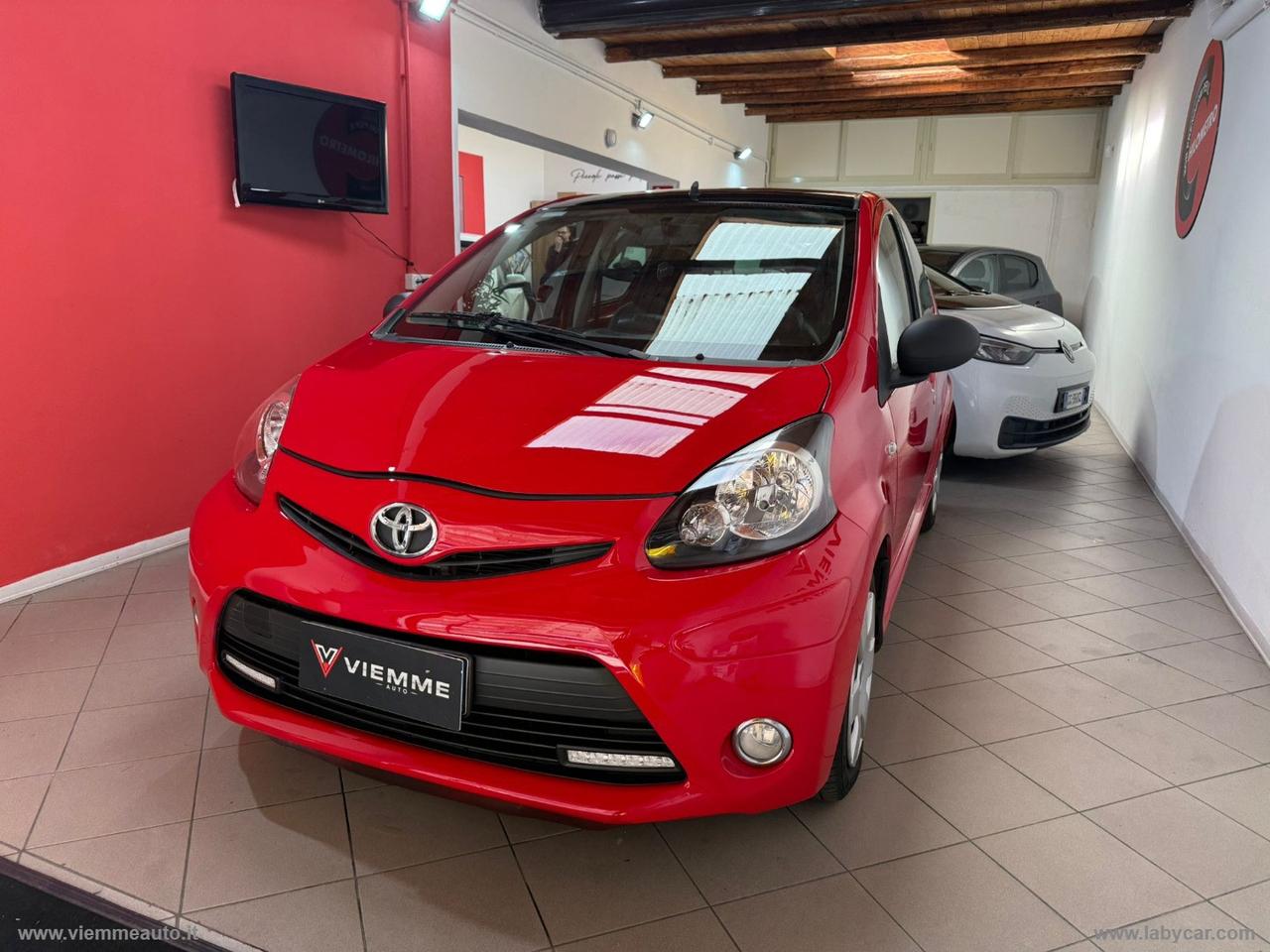 TOYOTA Aygo 1.0 12V VVT-i 5p.Cool Soda Conn.MMT