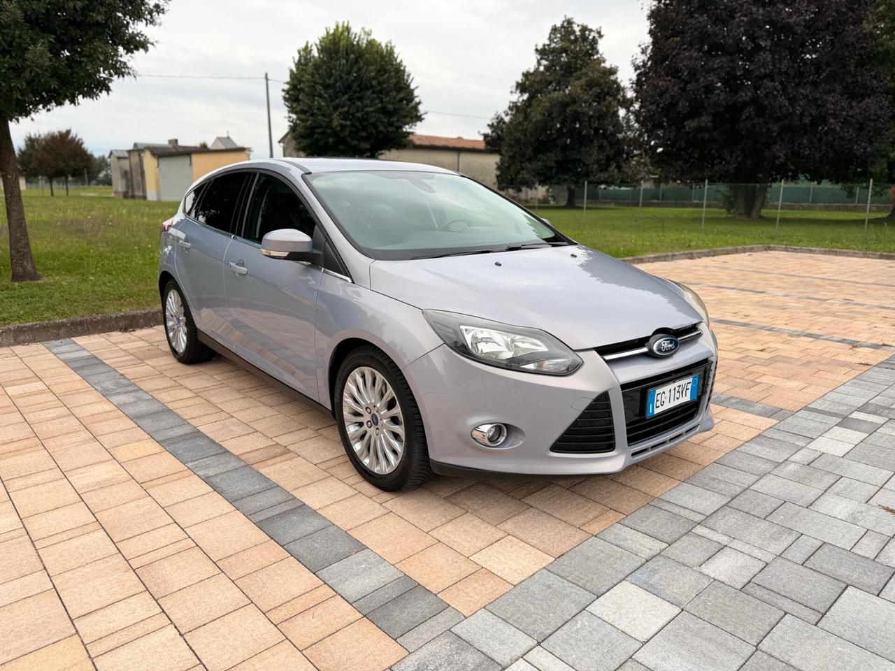 Ford Focus 1.6 EcoBoost 150 CV Titanium neopatentati