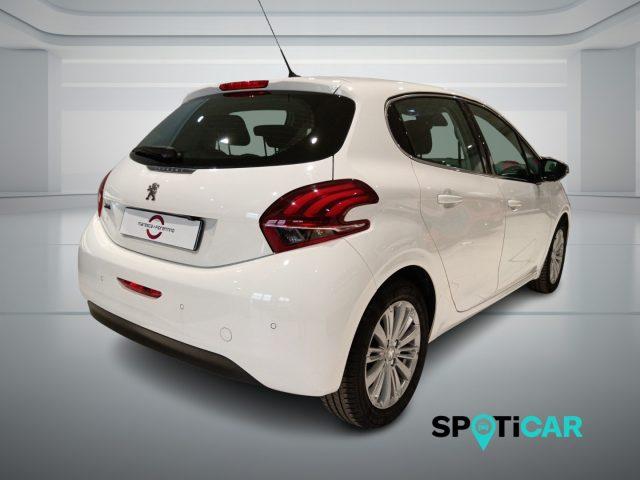 PEUGEOT 208 1° serie PureTech 82 5 porte Allure